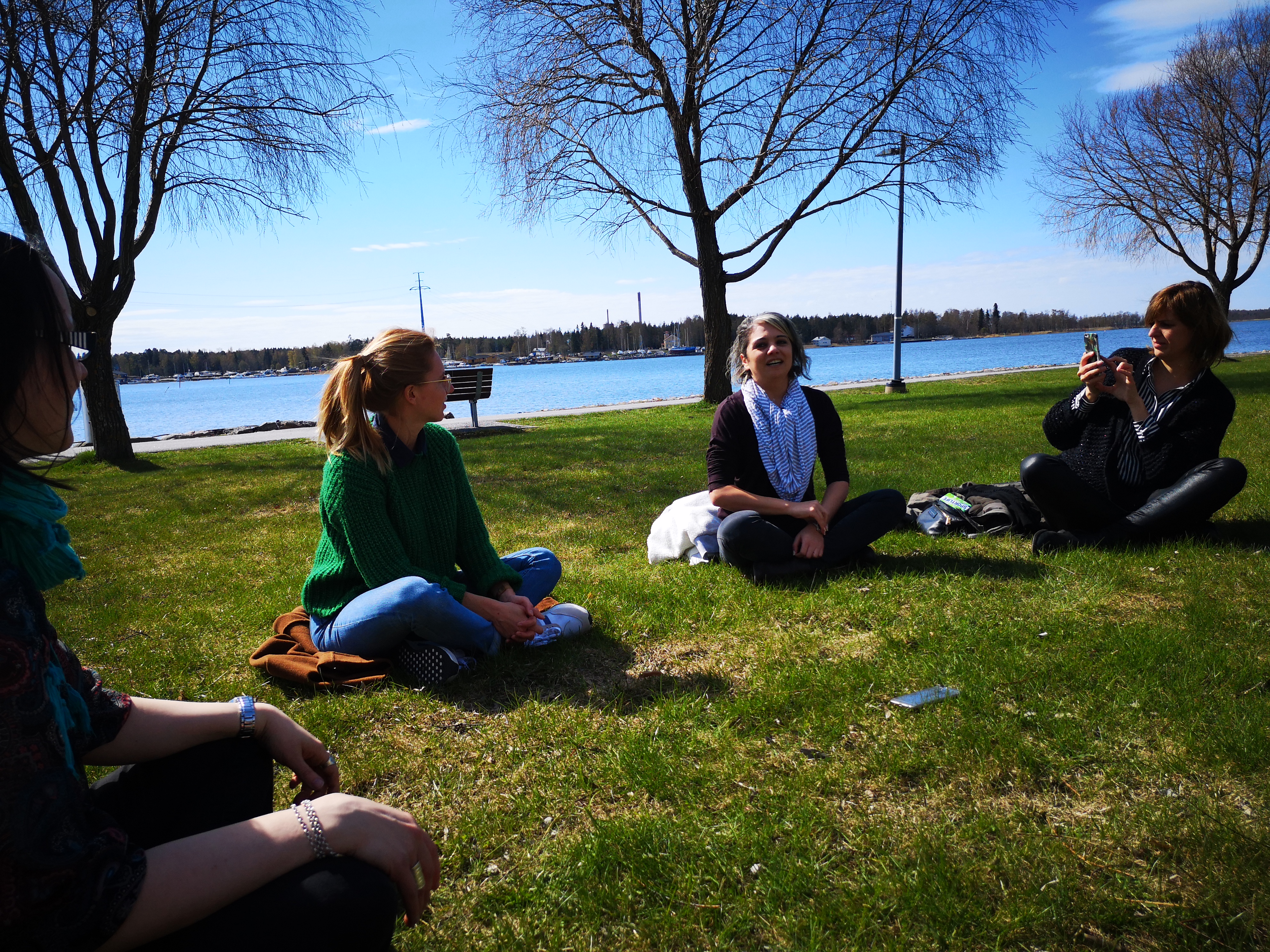 Be active sessions training by the sea (photo by Babett) 